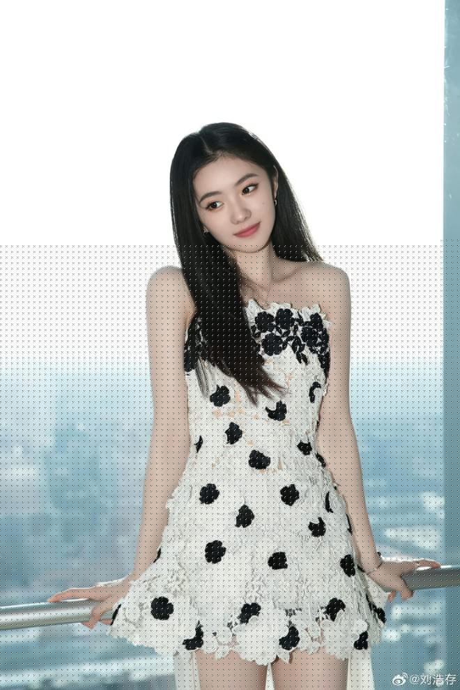 Nàng thơ Cbiz lên hot search với ảnh chưa photoshop, netizen hỏi: Chắc chưa?- Ảnh 16.