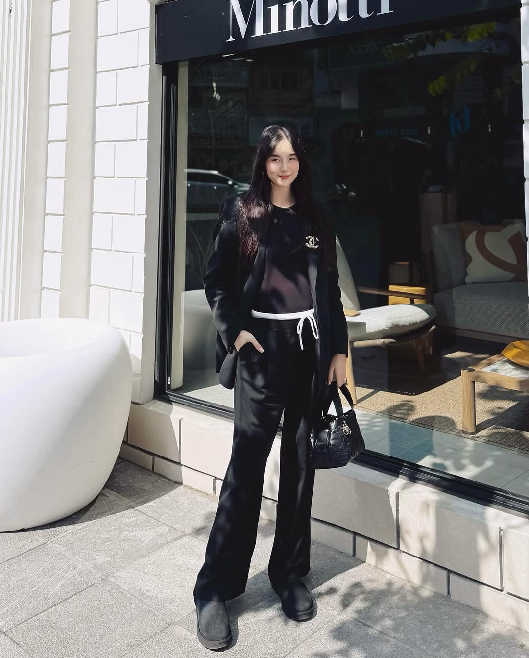 Được netizen gọi là "mỹ nhân mặc đẹp", style của MC VTV Mai Ngọc khi bầu bí có điểm gì bị chê?- Ảnh 9. Được netizen gọi là "mỹ nhân mặc đẹp", style của MC VTV Mai Ngọc khi bầu bí có điểm gì bị chê?- Ảnh 9.