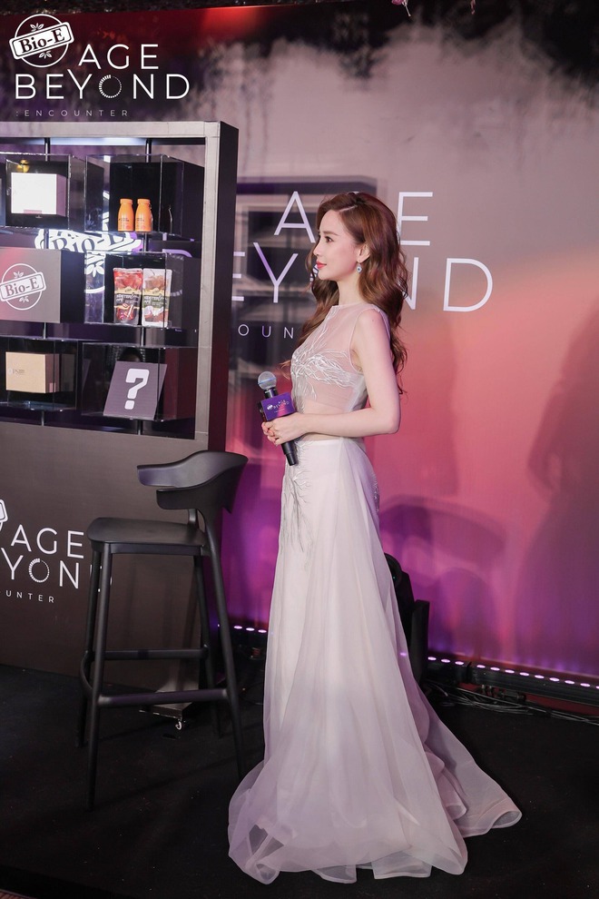Angelababy lộ dấu hiệu lão hoá hay netizen quá khắt khe?- Ảnh 1. Angelababy lộ dấu hiệu lão hoá hay netizen quá khắt khe?- Ảnh 1.