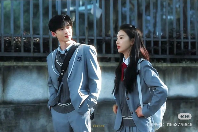 Netizen rủ nhau tìm “in tư” hai trường Đại học giữa cơn sốt phim "Khó Dỗ Dành" ảnh 1