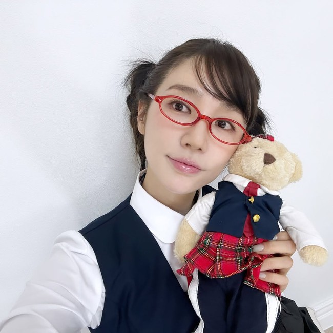 Mỹ nhân Hàn 41 tuổi mà như gái 18 khiến netizen bị sốc: Nhan sắc 19 năm không đổi, sao có thể trẻ thế này?- Ảnh 1.