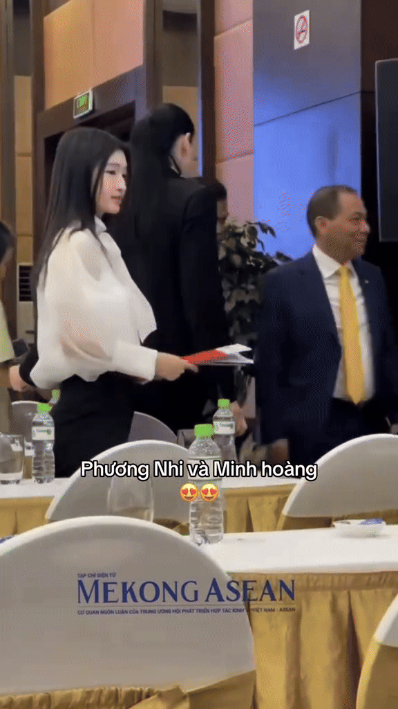 Viral khoảnh khắc Phương Nhi bên chồng thiếu gia, netizen bỗng nhớ về 1 item huyền thoại- Ảnh 2. Viral khoảnh khắc Phương Nhi bên chồng thiếu gia, netizen bỗng nhớ về 1 item huyền thoại- Ảnh 2.