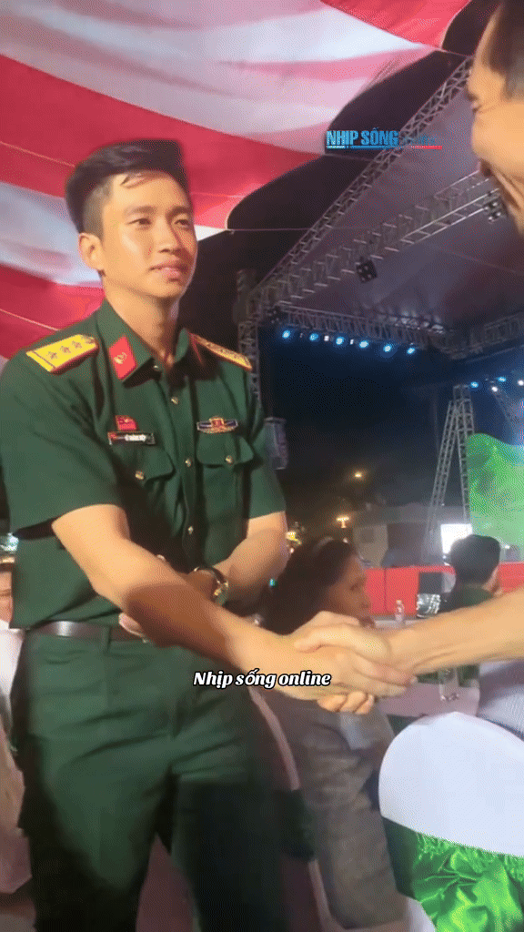 Thông tin mới nhất của "nam thần quân nhân" Lê Hoàng Hiệp, netizen ngỡ ngàng khi được nghe giọng thật- Ảnh 5. Thông tin mới nhất của "nam thần quân nhân" Lê Hoàng Hiệp, netizen ngỡ ngàng khi được nghe giọng thật- Ảnh 5.