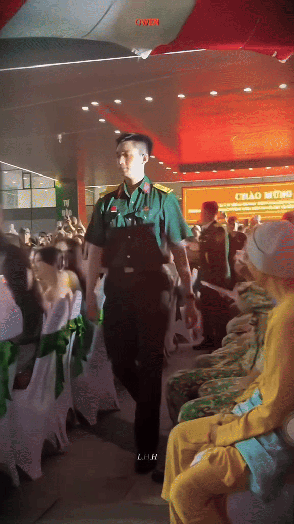 Thông tin mới nhất của "nam thần quân nhân" Lê Hoàng Hiệp, netizen ngỡ ngàng khi được nghe giọng thật- Ảnh 3. Thông tin mới nhất của "nam thần quân nhân" Lê Hoàng Hiệp, netizen ngỡ ngàng khi được nghe giọng thật- Ảnh 3.