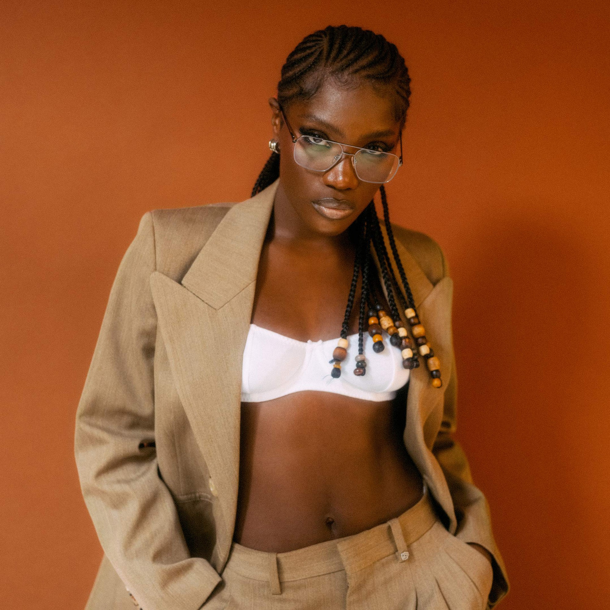 Nữ rapper hot nhất nhì hiện nay bị tố kỳ thị châu Á, netizen réo tên Jennie vì 1 lý do gây phẫn nộ- Ảnh 3. Nữ rapper hot nhất nhì hiện nay bị tố kỳ thị châu Á, netizen réo tên Jennie vì 1 lý do gây phẫn nộ- Ảnh 3.