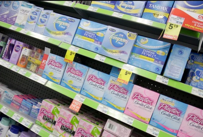 Netizen sốc nặng khi biết nguyên nhân băng vệ sinh của Anh phát hiện nồng độ thuốc trừ cỏ cực cao