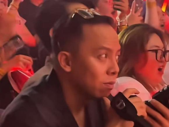 Tóc Tiên, Hoàng Touliver, sao Việt 