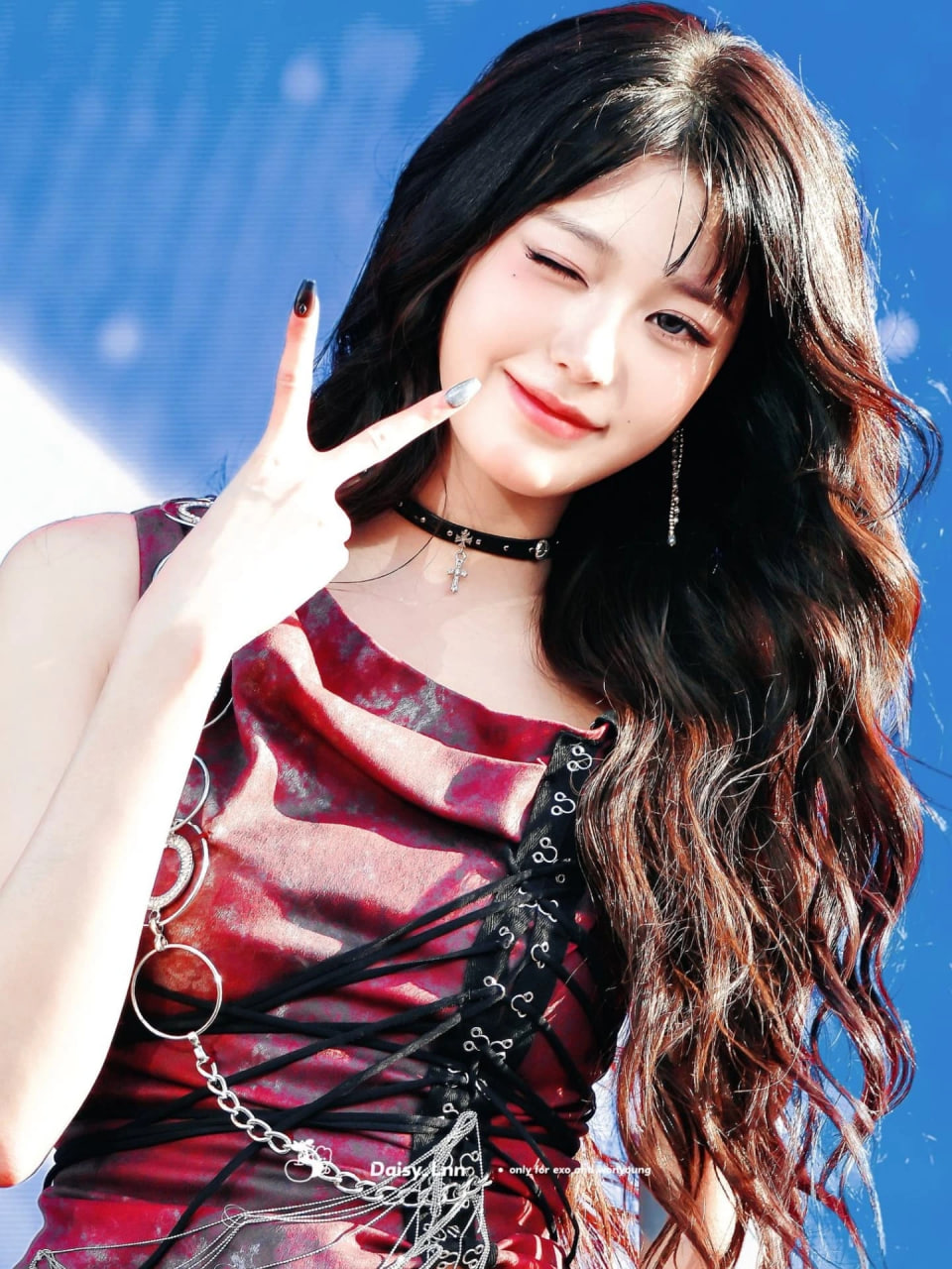 Công chúa Kpop không trang điểm ra đường, netizen Trung lập tức chê bai- Ảnh 14. Công chúa Kpop không trang điểm ra đường, netizen Trung lập tức chê bai- Ảnh 14.