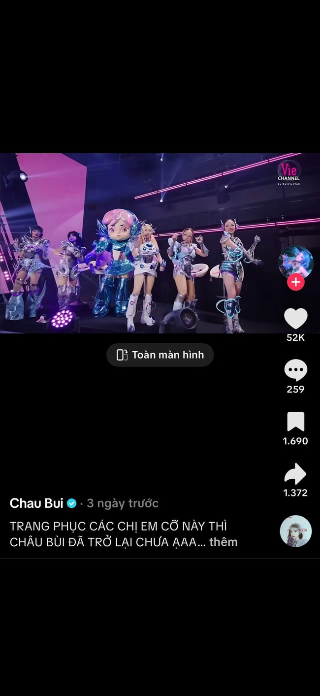 Netizen “sôi máu” vì hành động lè lưỡi của Châu Bùi khi giành chiến thắng trước team Bích Phương- Ảnh 5. Netizen “sôi máu” vì hành động lè lưỡi của Châu Bùi khi giành chiến thắng trước team Bích Phương- Ảnh 5.