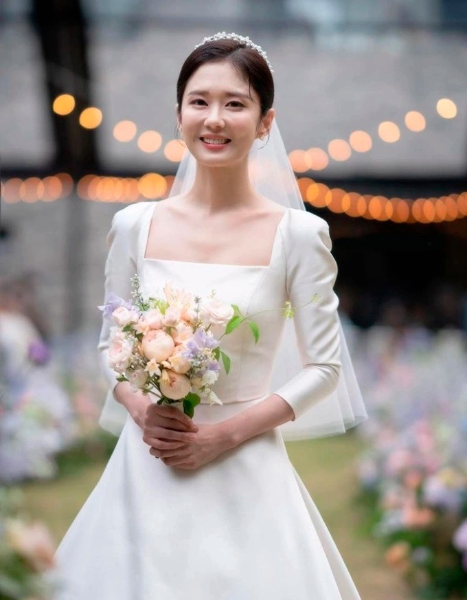 Netizen xứ Trung gọi tên 6 nữ minh tinh Hàn Quốc bị ghét nhất: Jun Ji Hyun bất ngờ đứng thứ 2, vị trí số 1 không ai tranh cãi- Ảnh 1. Netizen xứ Trung gọi tên 6 nữ minh tinh Hàn Quốc bị ghét nhất: Jun Ji Hyun bất ngờ đứng thứ 2, vị trí số 1 không ai tranh cãi- Ảnh 1.