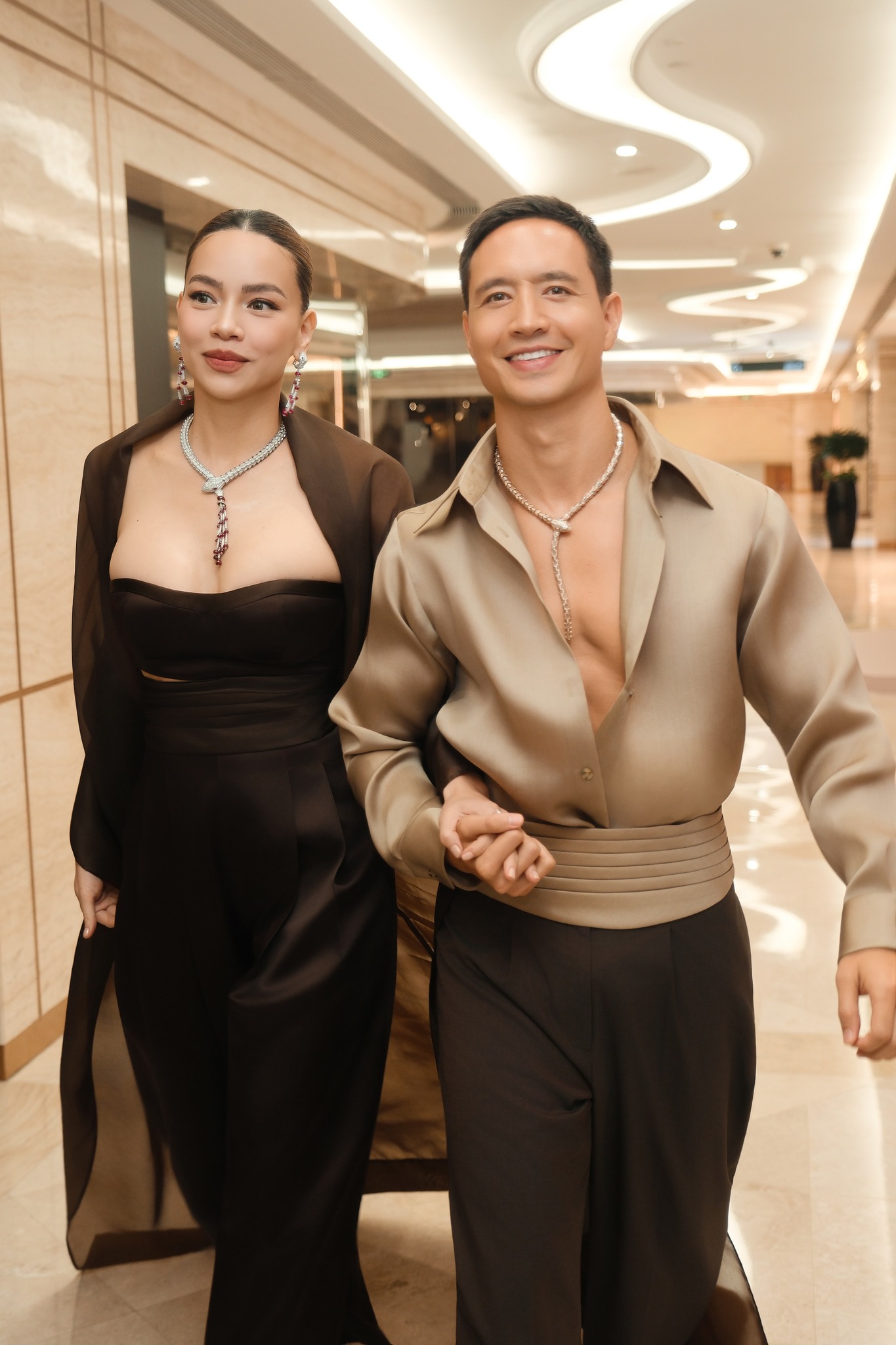 Mỹ nhân Việt duy nhất đọ sắc với Thư Kỳ lẫn Lưu Diệc Phi, kết quả thế nào mà netizen chấm thẳng 0 điểm- Ảnh 7.