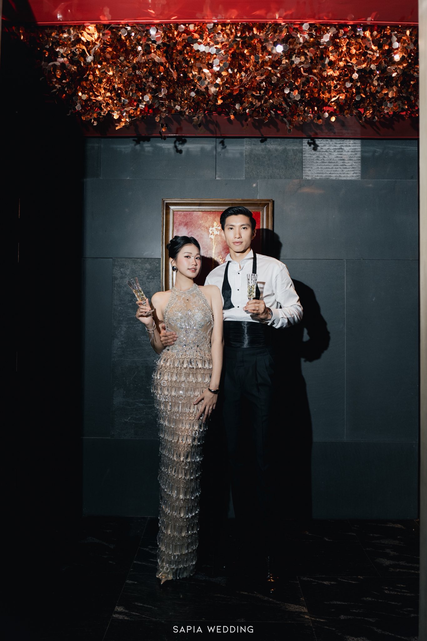 Ngắm bóng lưng đậm chất  Ngắm bóng lưng đậm chất