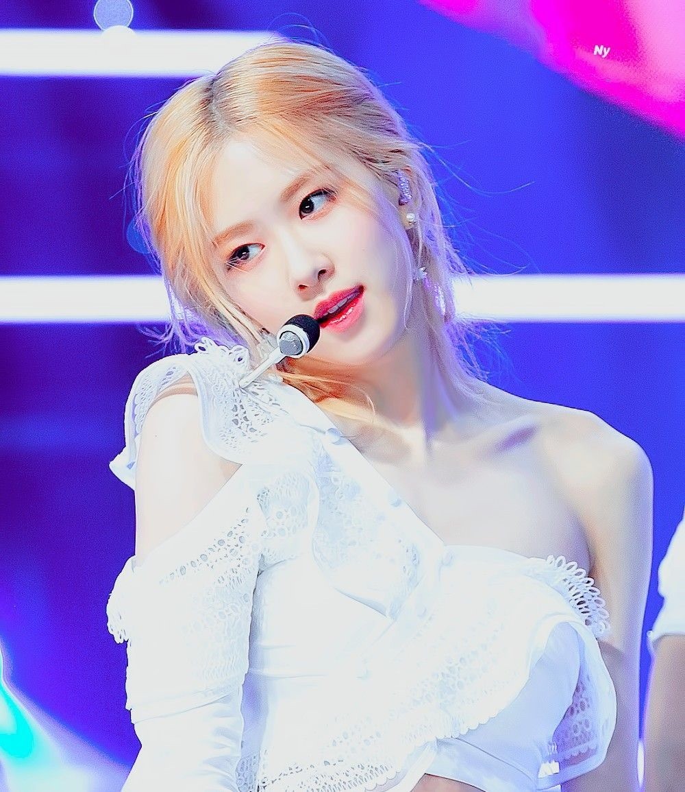 Netizen nghĩ gì khi Rosé (BlackPink) là gương mặt đẹp nhất 2025? Netizen nghĩ gì khi Rosé (BlackPink) là gương mặt đẹp nhất 2025?