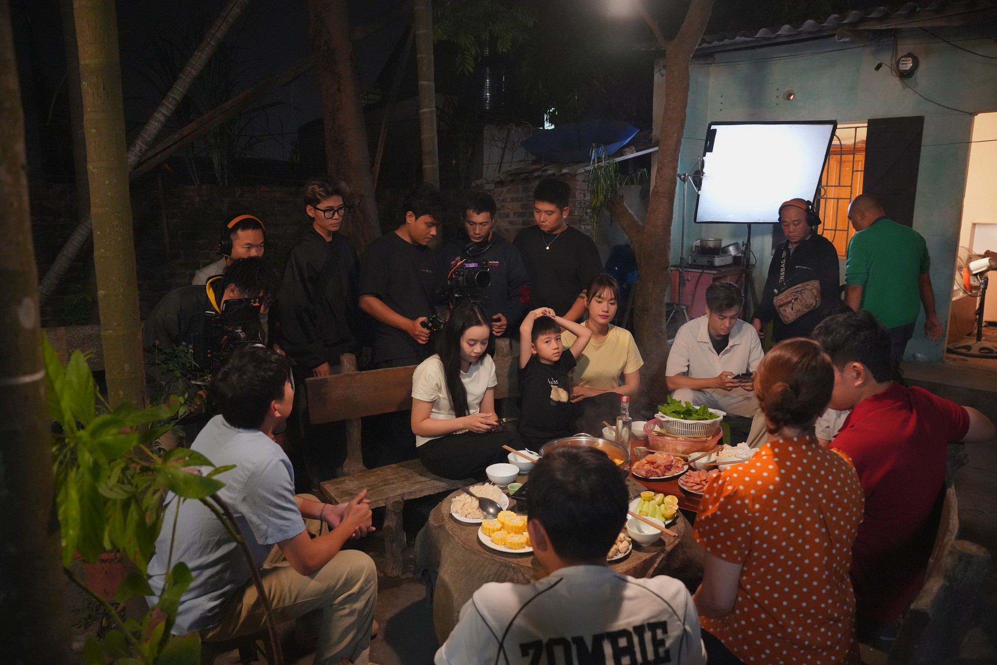 Lại có 1 phim Việt siêu hay làm netizen xem như chạy deadline, nội dung nghe đã thấy cuốn- Ảnh 2.