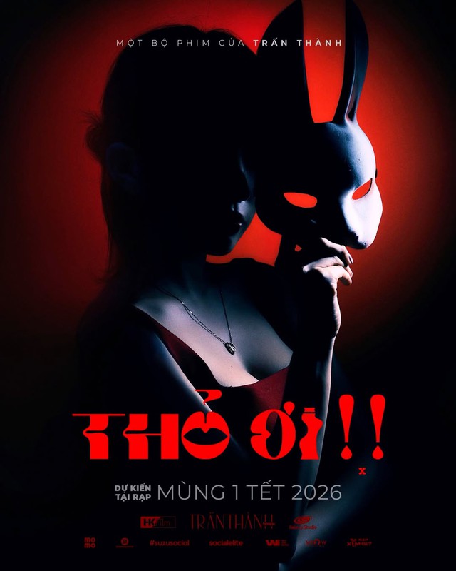 Trấn Thành tung poster phim Tết giấu mặt nữ chính, netizen soi nốt ruồi trên ngực rồi đồng loạt gọi tên 1 người- Ảnh 1.