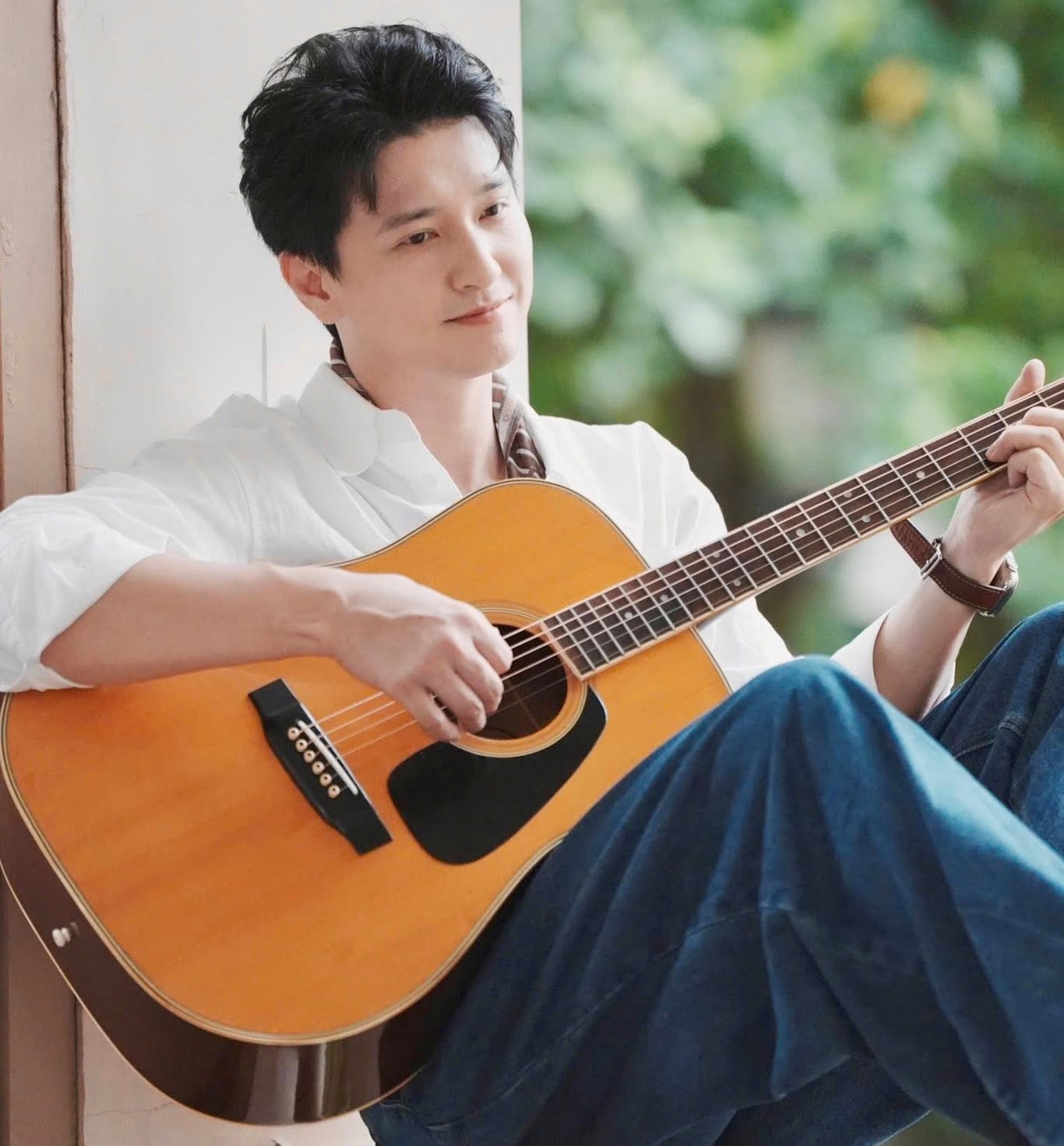 Huỳnh Anh bất ngờ đăng đàn Huỳnh Anh bất ngờ đăng đàn