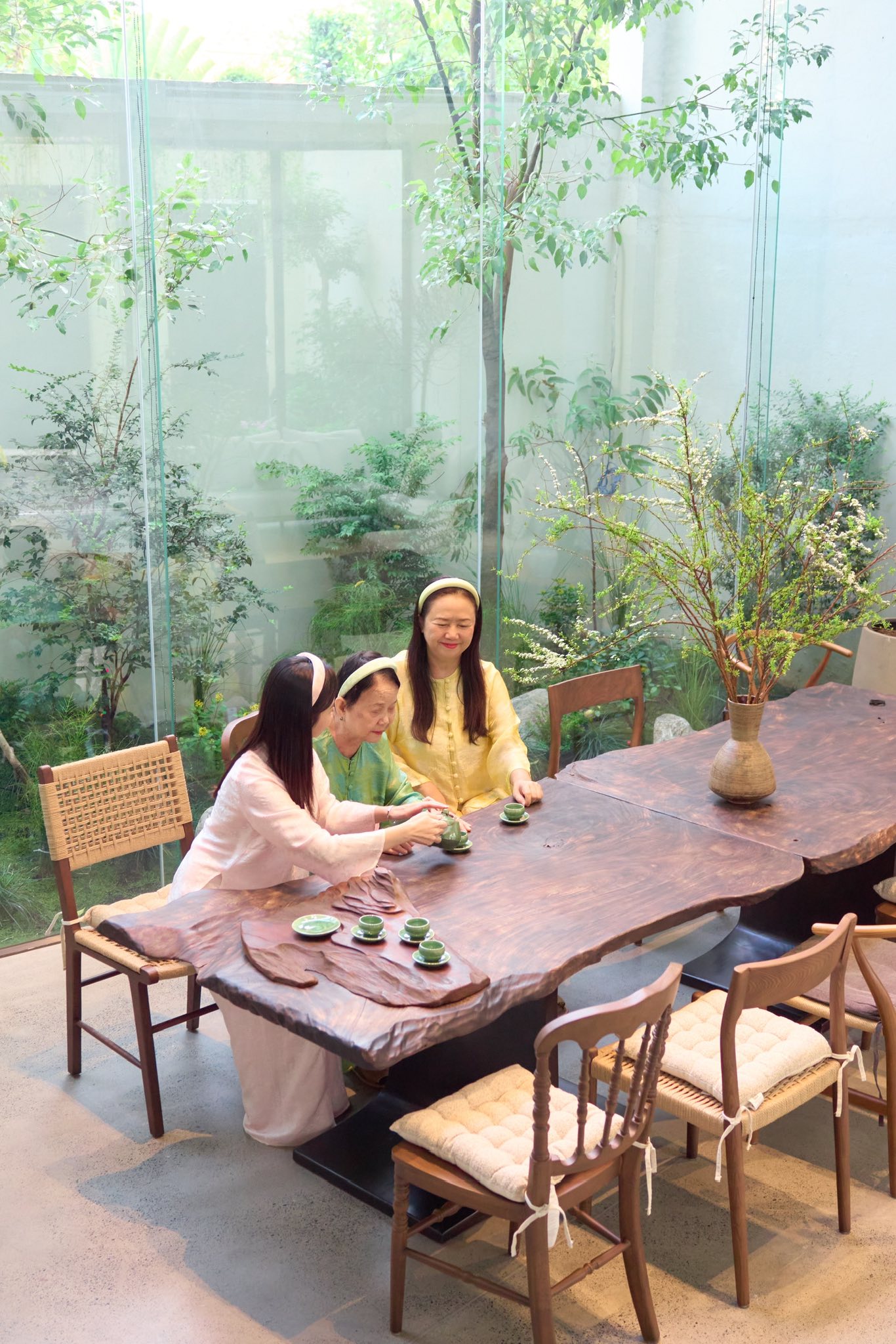 Midu khoe 1 thứ ngày cận Tết, netizen nhìn vào chốt luôn: 